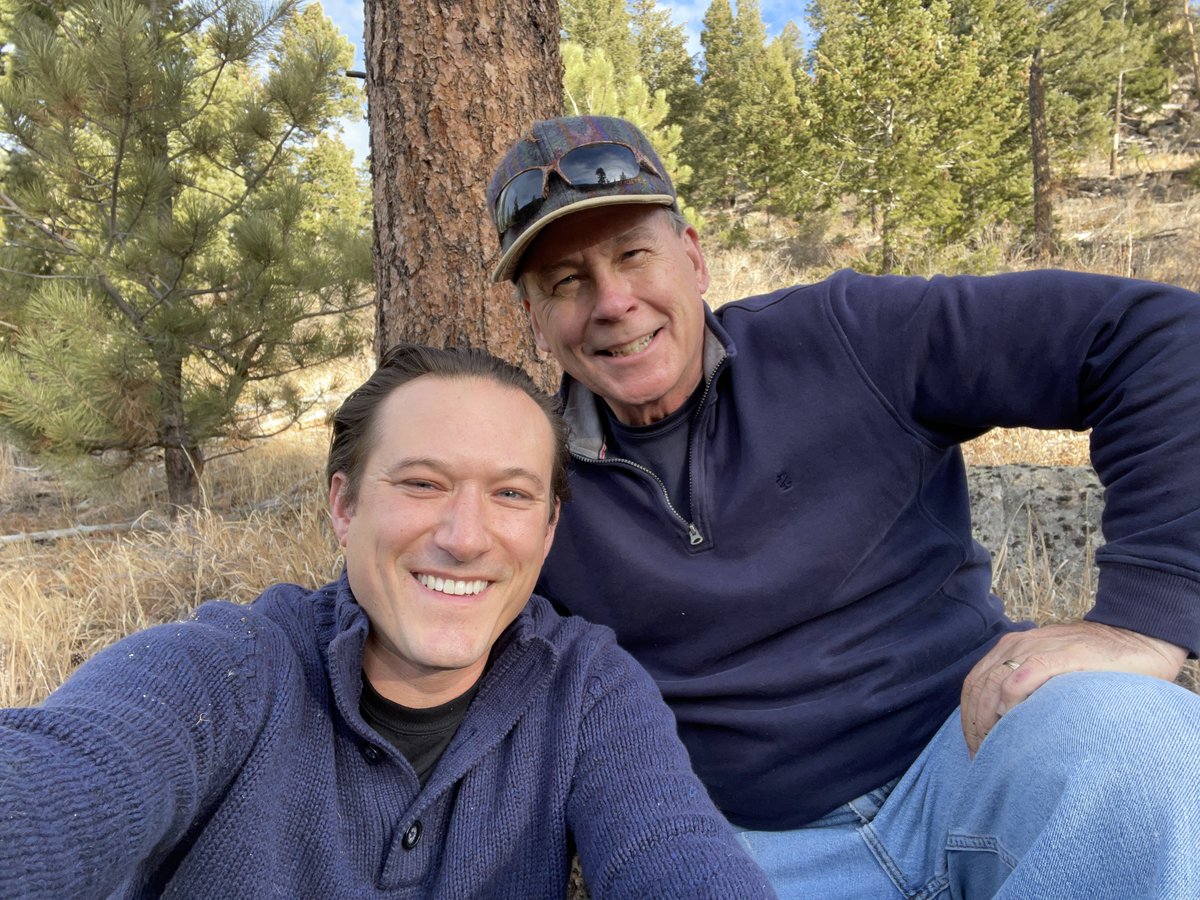 Elliot Moore tweet media