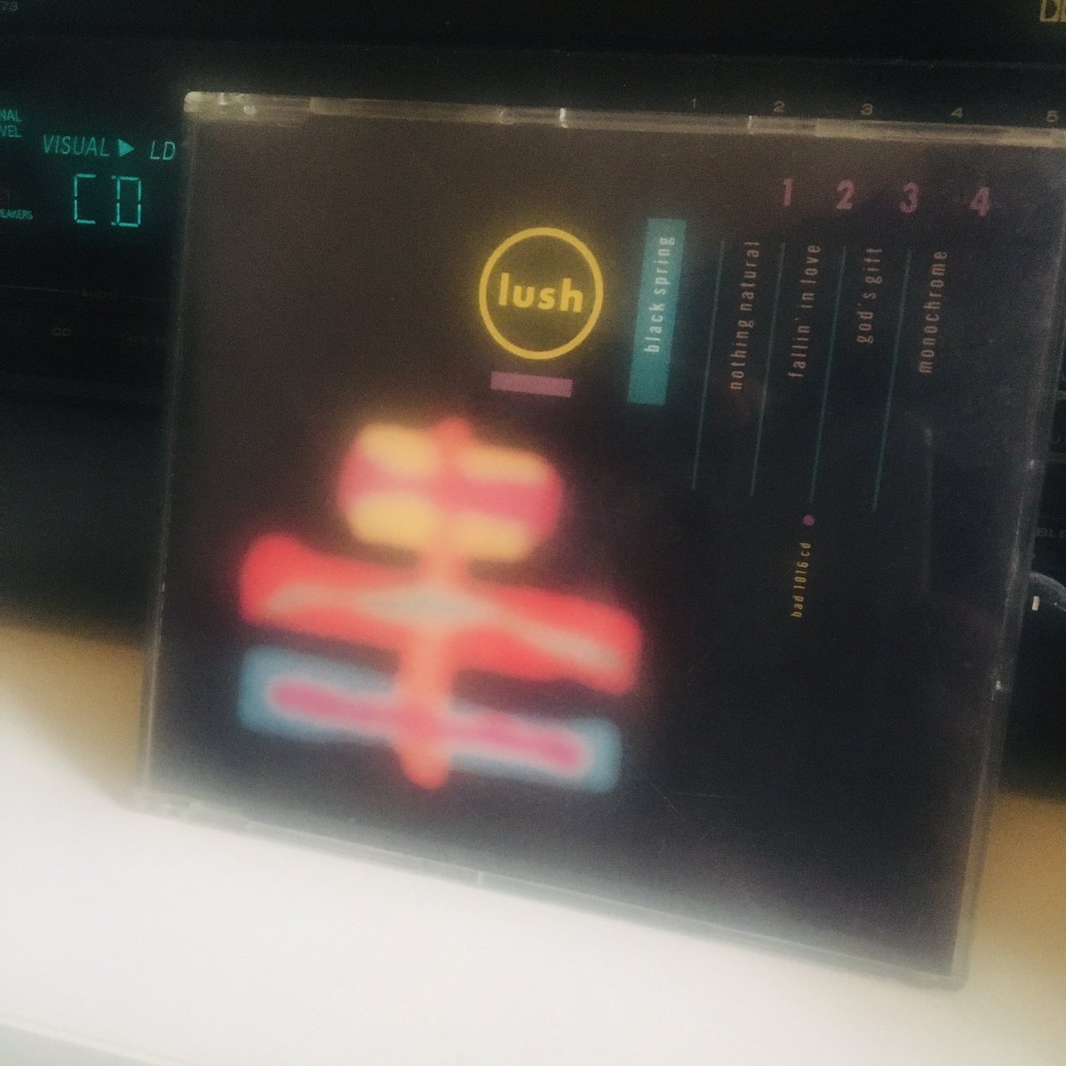 geetroit75's tweet photo. Now playing.....another great E.P.
Nothing Natural, Fallin’ In Love, God’s Gift, Monochrome #blackspring #lush https://t.co/UtdKHz9wf3