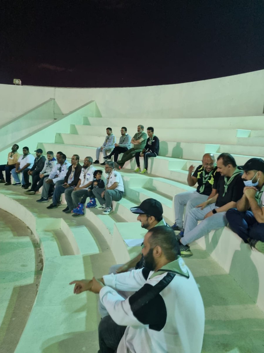 ولله الحمد تم الانتهاء من المخيم التطبيقي للدورة الأولية لقادة الفرق الكشفية بجدة نسأل الله ان نكون قد قدمنا ما نصبو إليه محققين طموح متدربينا متأملين أن يكون مستقبل الكشفية أجمل