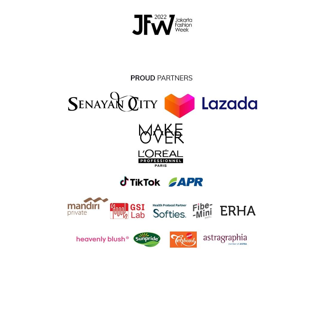 JKTfashion's tweet photo. MAJOR MINOR continues to uphold its commitment to quality by focusing on shape, technique, and fabric choice. This season offers a variety of pieces that are suited for the varied metropolitan lifestyle – from elevated shirt to occasion dress.
#JFW2022 #ExcellenceInDisruption https://t.co/4rDcZQxqqs