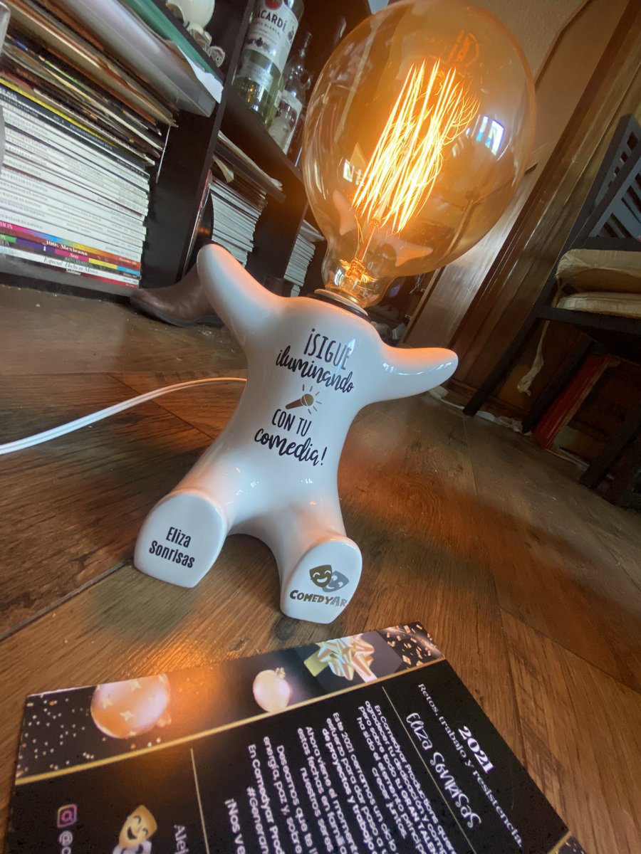 ElizaSonrisas's tweet image. Un regalito de mi Manager 😭😍😍❤️❤️