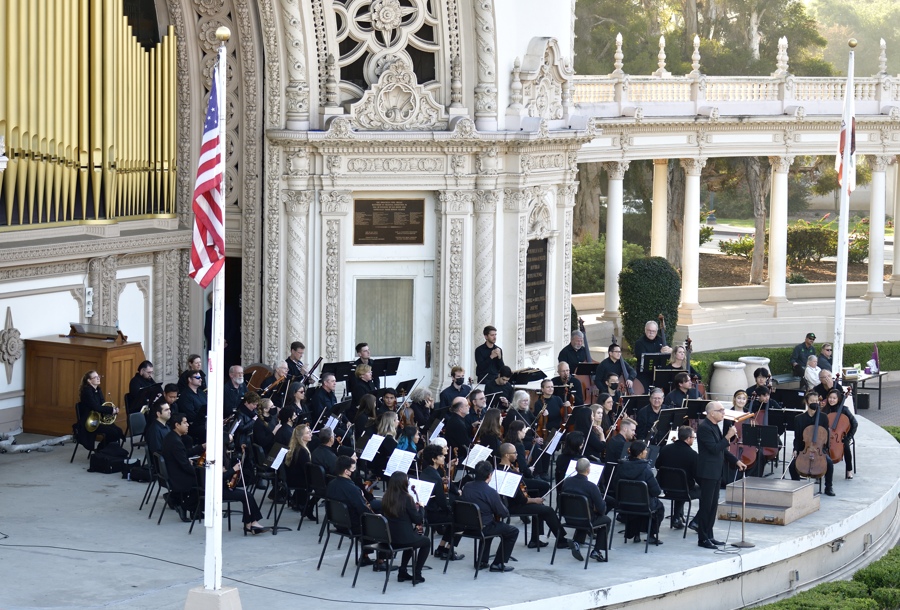 Volunteers needed for the Spreckels Organ Society! Spend some of your Sundays with us and help put on the Live Organ Concerts. Seeking volunteers for Setup Crew, Assistant Greeter, Gift Shop, and Docent. Click the link in our bio and click the "Volunteer" button to learn more!