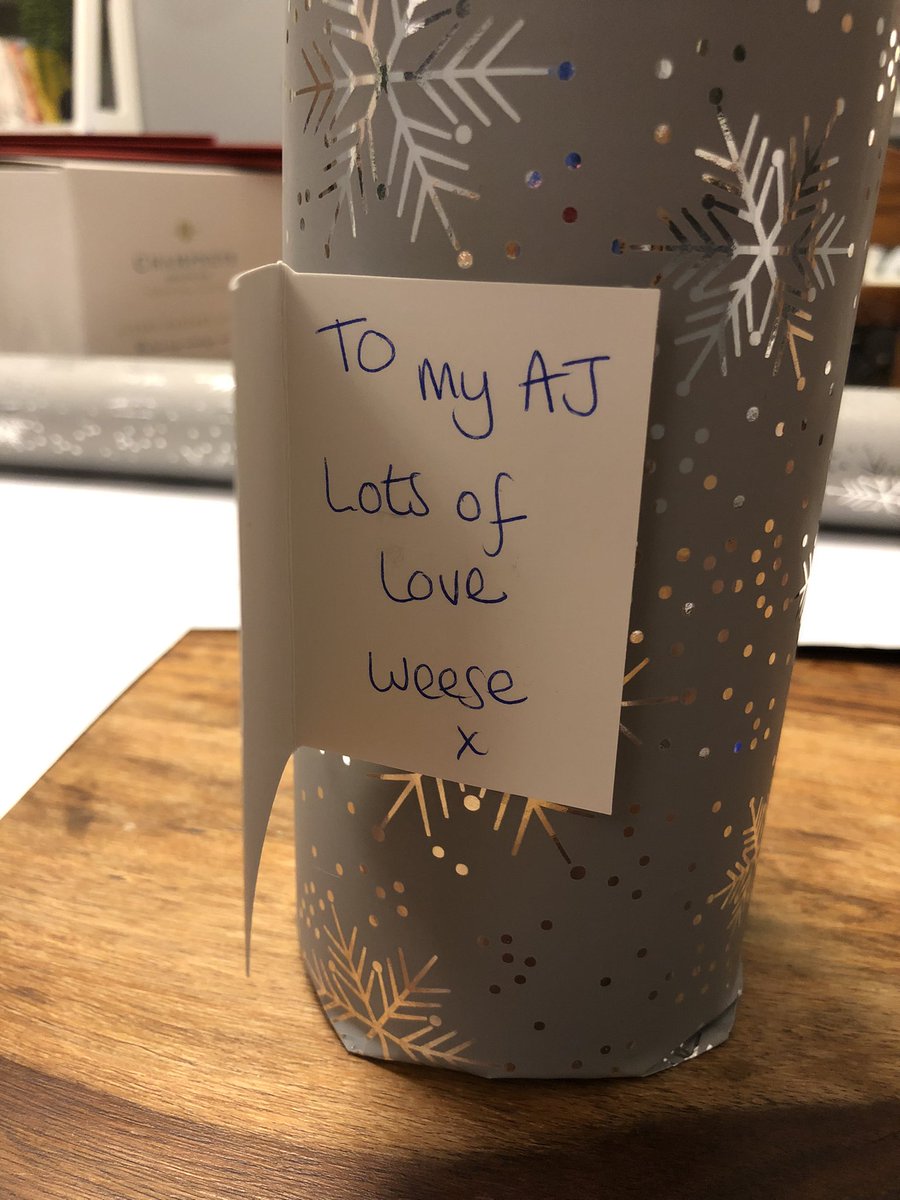 LouLou2109's tweet photo. Anyone else having to write different names on their tags because of what everyone calls them? #Louise #Weese #Loubie #Loubits #Lou #LouLou, and my favourite #Mom https://t.co/yDjgVWtp4i