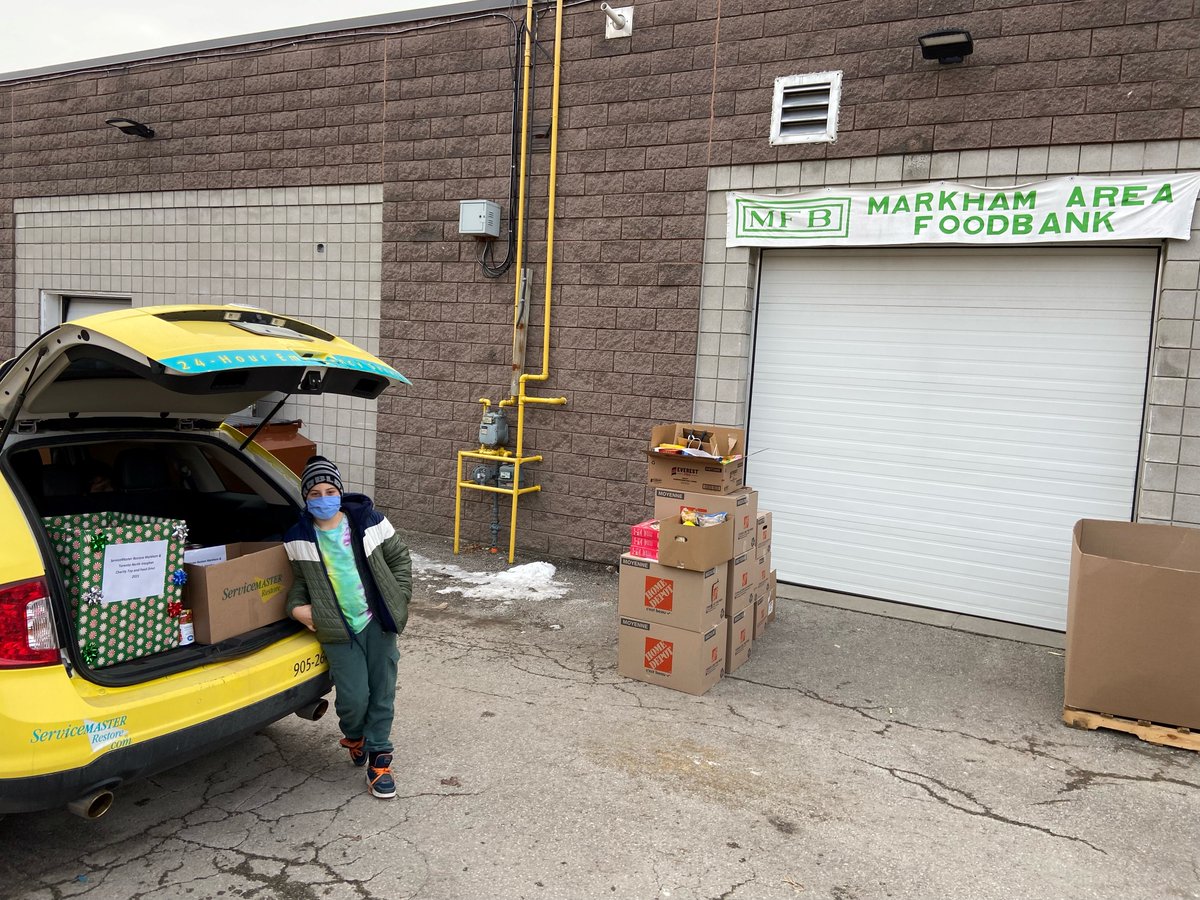SVMRestore_TNV's tweet photo. Once again the teams at #ServiceMasterRestoreMarkham & #ServiceMasterRestoreTorontoNorthVaughan came together to support the #MarkhamFoodBank and our #YorkRegion community! https://t.co/FWfCK98HlA