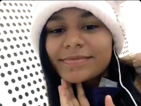 ForeverAnboy's tweet photo. @Iamcoffe_e Ah pero qué chula muchachita🤩. Te felicito lo mereces por ese amor y lealtad con él. https://t.co/C1gXA0hPk1