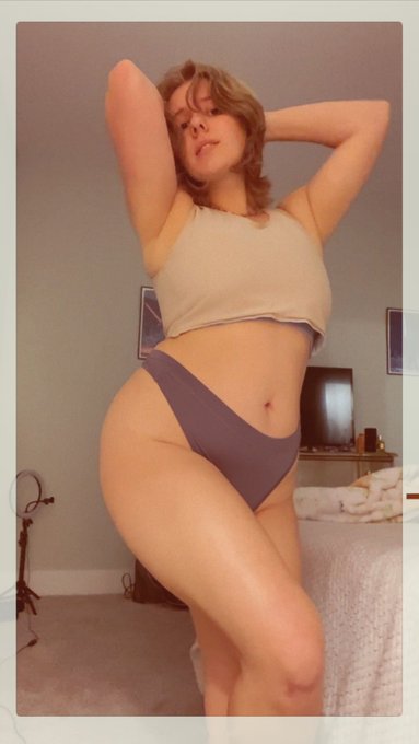 My hips are actually pathological liars https://t.co/4QEiQtOIPI