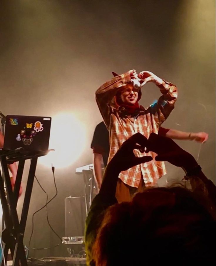 dailycavetown_'s tweet photo. https://t.co/iAyoiSKXFL