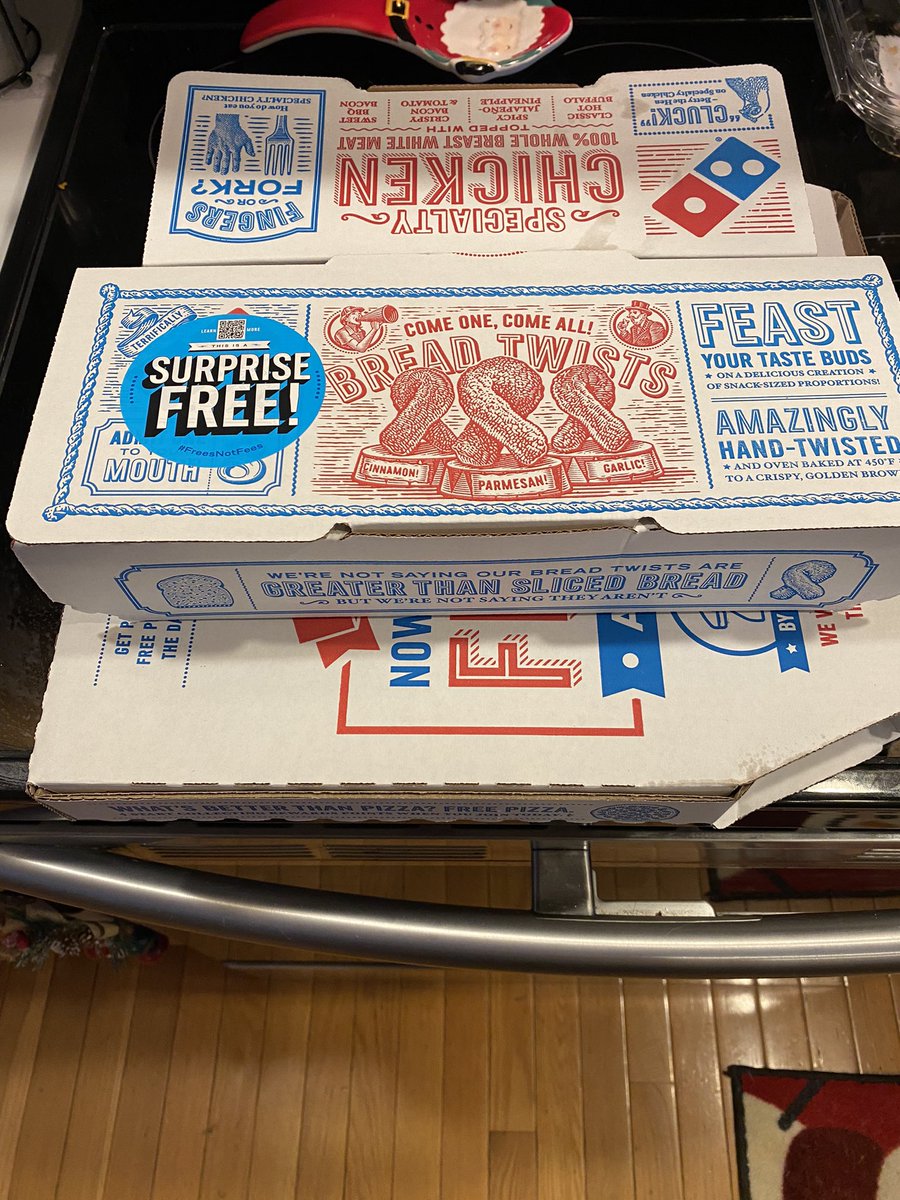 TheGingerYinzer's tweet photo. Thanks for the free order of cheesy bread @dominos!!! #SurpriseFrees https://t.co/KVyk4y9ZXm