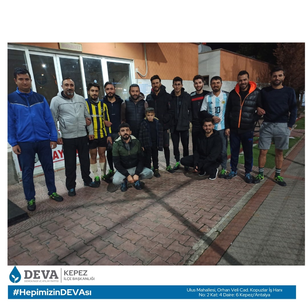 Kültür ve Sanat Politikaları Başkanımız Sn. Emrah ERTEKİN ve İlçe Tanıtım ve Halkla İlişkiler Politikası Başkanımız Sn. Selçuk YILDIZER ile YK.Üyelerimiz  DEVA’lı gençlerle spor faaliyetinde bulundu. Kepez’de gençlerle hep bir arada olacağız! 💧🌱
#HepimizinDEVAsı 
#KepezinDEVAsı