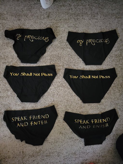 My friends just KNOW me https://t.co/plTQOiTjyH