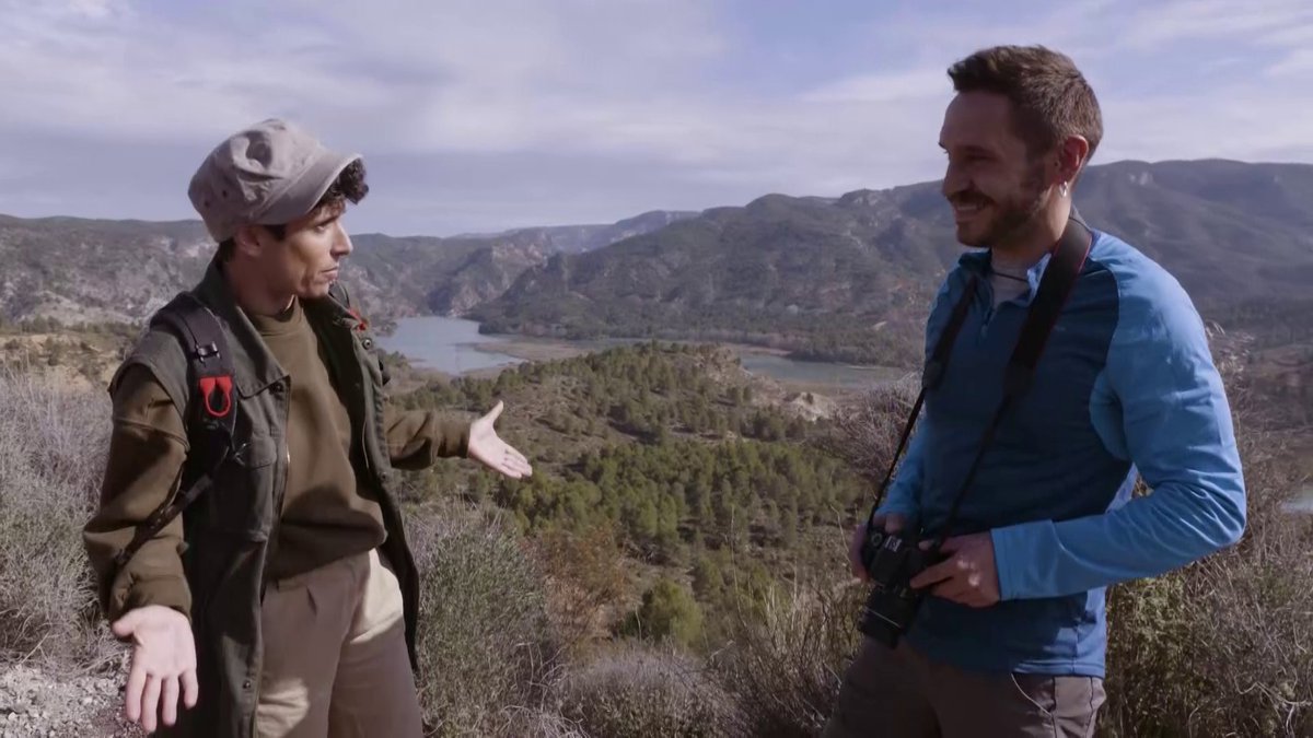 “Lapil·li”, Pepa, i no La Pili!😂 En este reportatge a Cofrentes <a href="/LaPepaCases/">Pepa Cases</a> ha aprés molt sobre volcans🔥, però encara li ha quedat alguna coseta per acabar d’entendre 🤓 #TrauLaLlenguaSoflimades