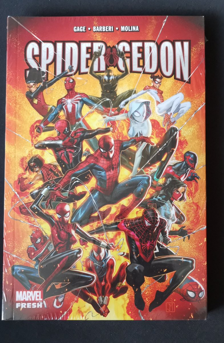 arielkaluzaart's tweet photo. @Poczytanki Po prologu oraz po Spiderwersum pora na Spidergedon z #marvelFresh.
Kilka wersji pająka w jednym komiksie na ponad 300stronach z rysunkami naprawdę zdolnych artystów 😊 https://t.co/abW69CtrMb
