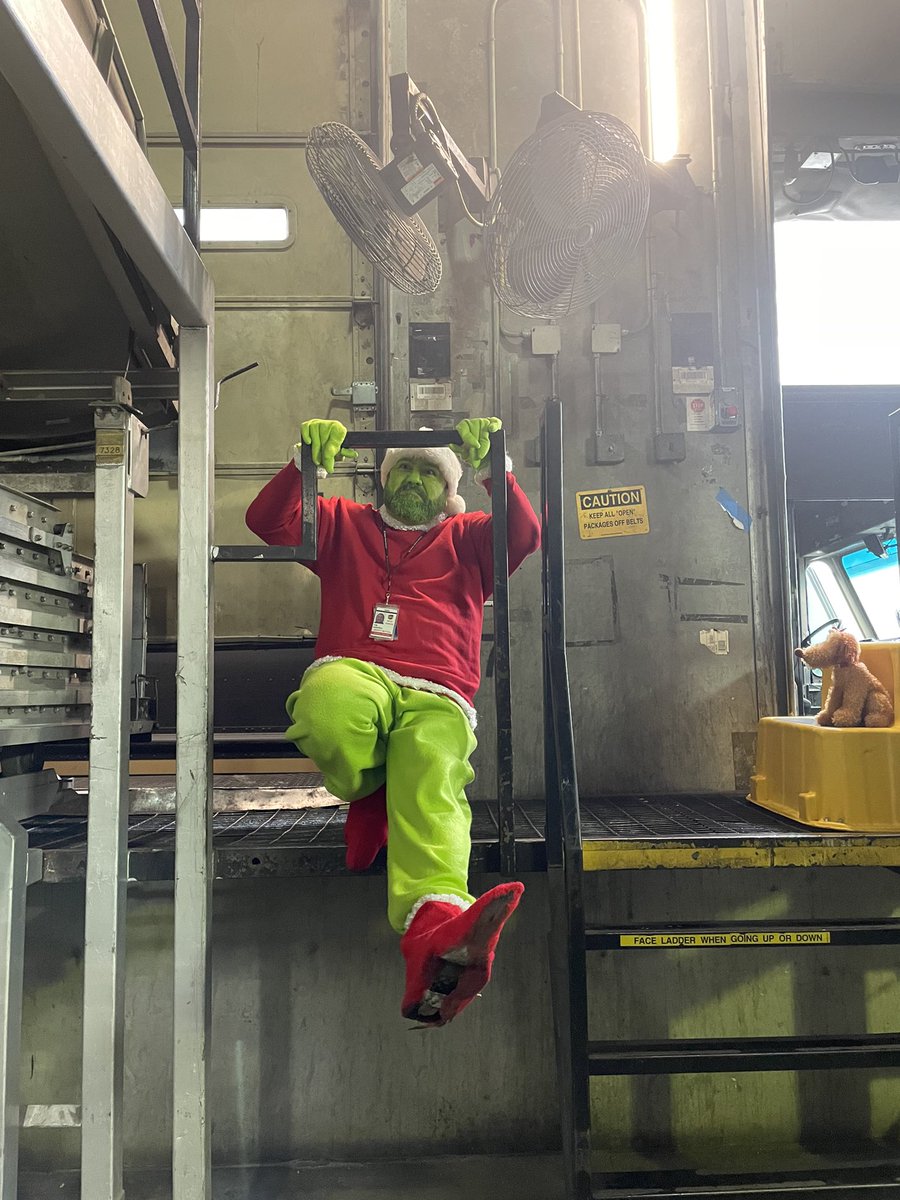 Timmay70's tweet photo. The Guerrinch visits OKC Preload to help, but is trained the safe way to Lift/Lower packages and to use ladders correctly! https://t.co/elHwtuQfh1