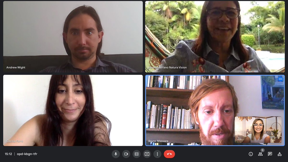 acpccolombia's tweet photo. #Diciembre2021 Reunión #RedLATAM🌎 de #PeriodismoCientífico con la @RAdPC 🇦🇷 su presidente @bmassare y @Cecifarre.
Trabajando🤝@WCSJ22 #WCSJ22 🌺
@acpccolombia 🇨🇴 @XimenaSerranoG, @taniavalbuena26 y @ligaze. https://t.co/Ij16CJC4Ah
