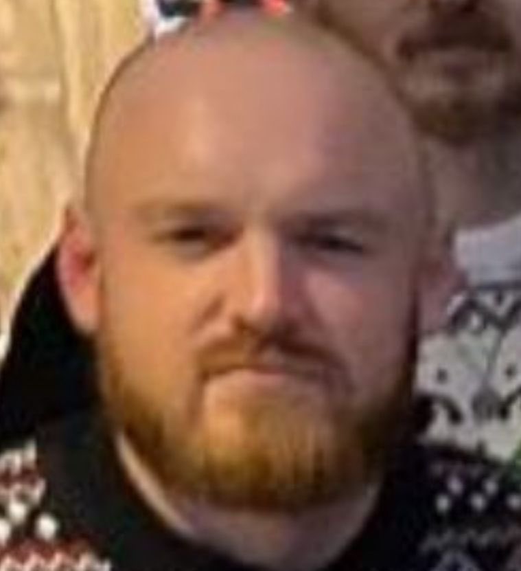 dan_spence10's tweet photo. Merry Christmas from guess who’s very own Richard https://t.co/2wNF8AfgzJ