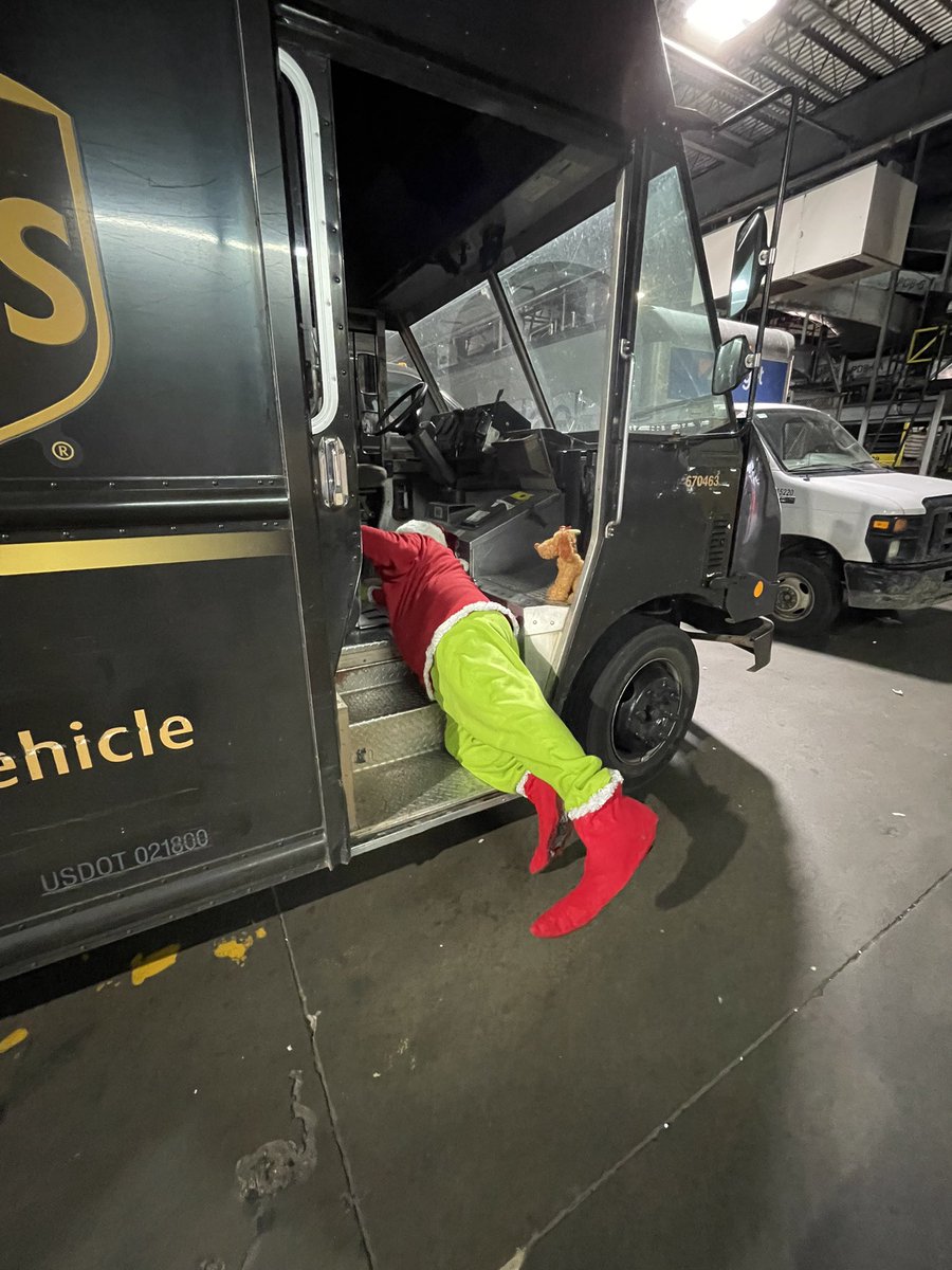 Timmay70's tweet photo. The GVD (Guerrinch Vehicle Driver) needs help in delivering safely! Honk horn to alert dogs of presence and use Handrail when entering Pkg Car to avoid Slips/Falls! https://t.co/XyMBVeG0Yd