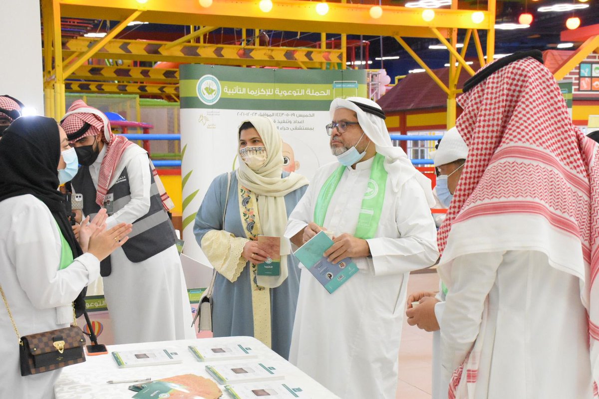 HGH_MOH's tweet photo. 📌
بتنظيم من الجمعية السعودية لأمراض وجراحة الجلد وبتنسيق من قسم الجلدية في #مستشفى_حراء_العام أُقيمت مساء الخميس الفعالية التوعوية في مكة مول  
عن "الأكزيما التأتبية" وذلك لنشر الوعي بين افراد المجتمع .. https://t.co/3mo5aAsnEA