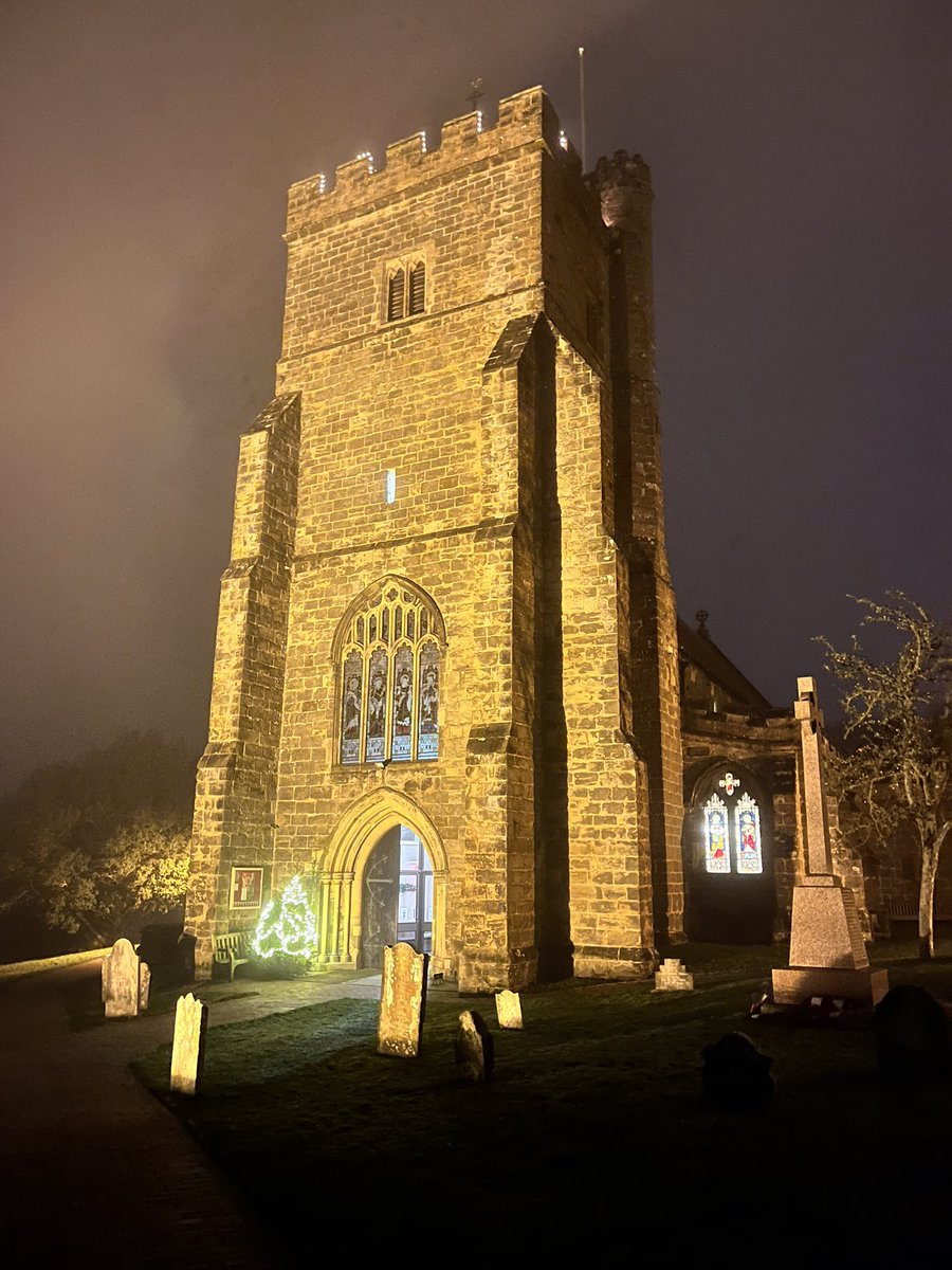 SERVICES
Christmas Eve:
Christingle 3pm 
Midnight Mass 11.30pm
Christmas Day:
Holy Communion 10am 
(St Mary’s) 
Holy Communion 10am 
(Telham) 
Boxing Day 
10am Holy Communion 
(St Mary’s) 
2nd January
Holy Communion 9.30am
NO 11am service 
(St Mary’s)
Holy Communion 10am
(Telham)
