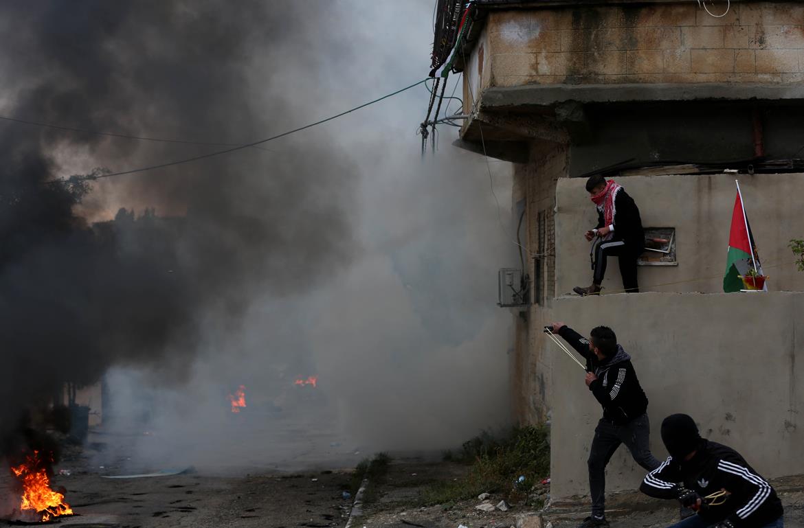 QatarNewsAgency's tweet photo. إصابة 125 فلسطينيا بالرصاص المعدني المغلف بالمطاط والاختناق بالغاز المسيل للدموع خلال مواجهات مع قوات الاحتلال الإسرائيلي في قرية برقة شمال غربي نابلس شمالي الضفة الغربية المحتلة. #قنا
https://t.co/kZJdzV6hwy https://t.co/MK1o24dv8Q