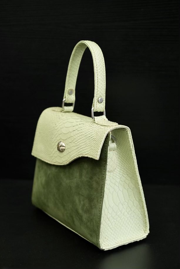 Réma'Na 👜👑 tweet media