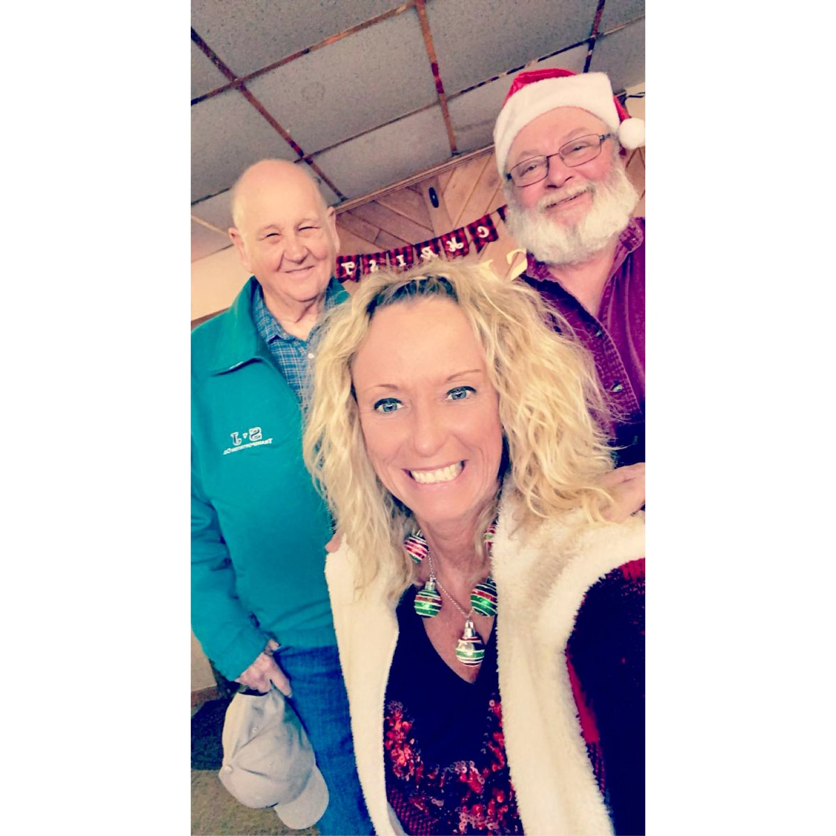 sjtrans1's tweet photo. It was a great day at the SJ Holiday Party 🎄🌟 https://t.co/PiWrFbWzsu