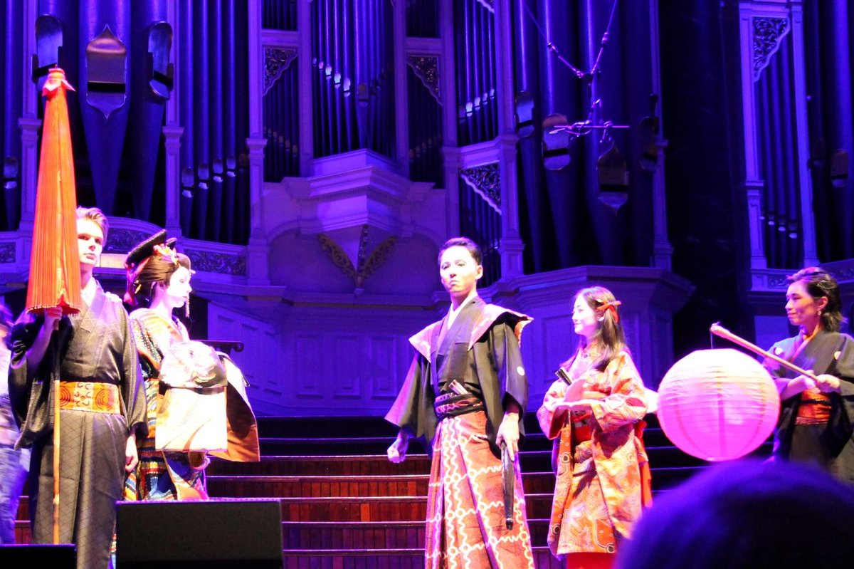 YamagamiShingo's tweet photo. Dynamic, graceful, and breathtaking beauty – enjoy the show ‘WA BO RI’ made by the collaboration of 🇯🇵 and 🇦🇺 traditional culture, Kimono (called ‘WA’ Fuku, Japanese clothing) and
A ‘BORI’ ginal art, on the occasion of #Japanaroo+ 2021.
https://t.co/fcXQb67fd5 https://t.co/SOJIJZZum3