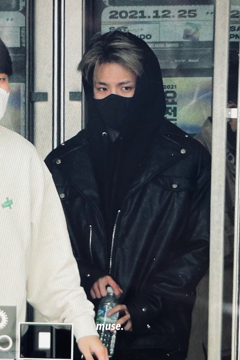 Adorablejisungg's tweet photo. my triple j 🖤 https://t.co/FLHV7PcBtu