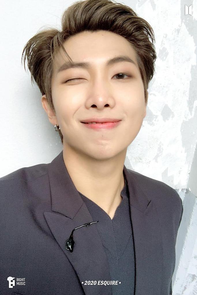 namurkv's tweet photo. Te amo mucho Kim NamJoon. <3 

9:38 pm    
23/12/2021 https://t.co/8OiqXVh8Gn