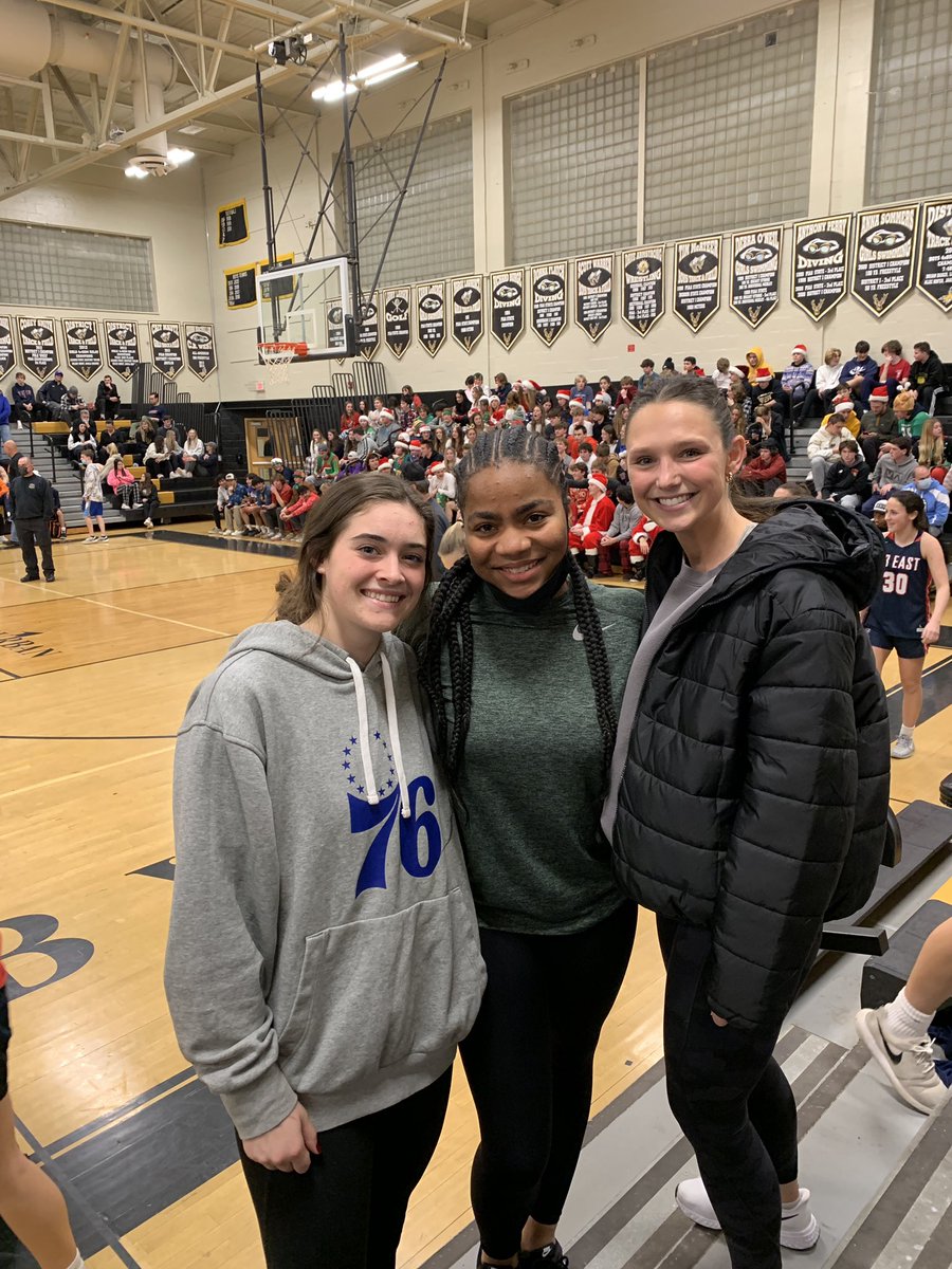 Nice team win against a very tough <a href="/cbwestgbb/">CB WEST GIRLS BASKETBALL</a> squad‼️ Great to see so many alumni out tonight cheering us on‼️😤💪