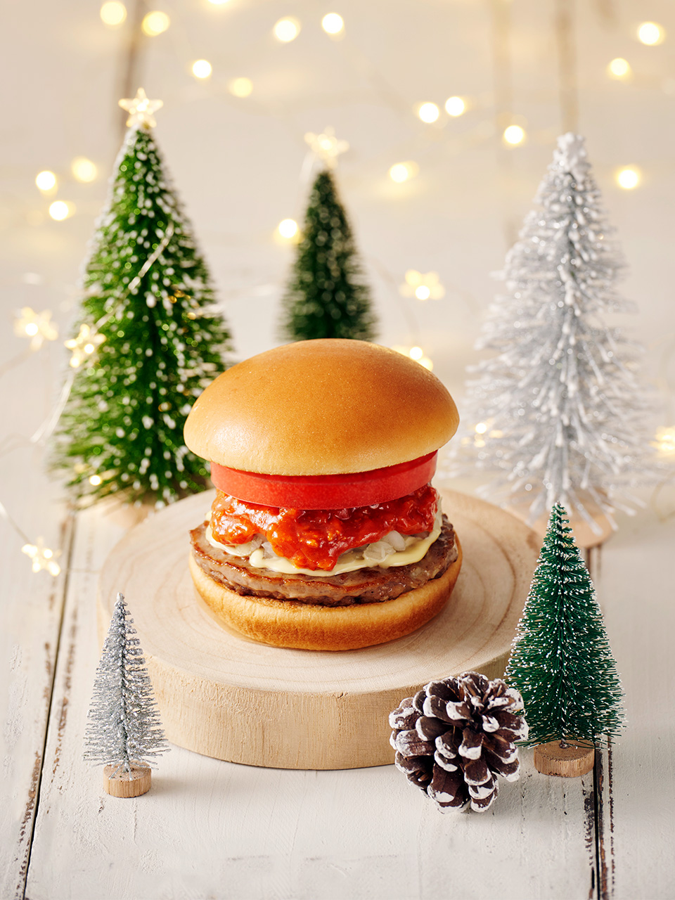 モスバーガー Pa Twitter 今日は クリスマスイブ だから モスバーガー もクリスマス仕立てです あつあつのミートソースでお待ちしています T Co Pocoyyybxf Twitter
