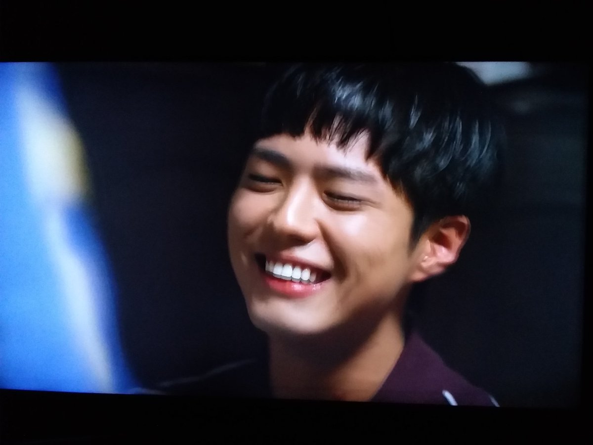 _defdann's tweet photo. Que hermoso Park Bo Gum 😍🤧❤️ #Replay1988 #AnswerMe1988 https://t.co/bZSQKiq1XZ