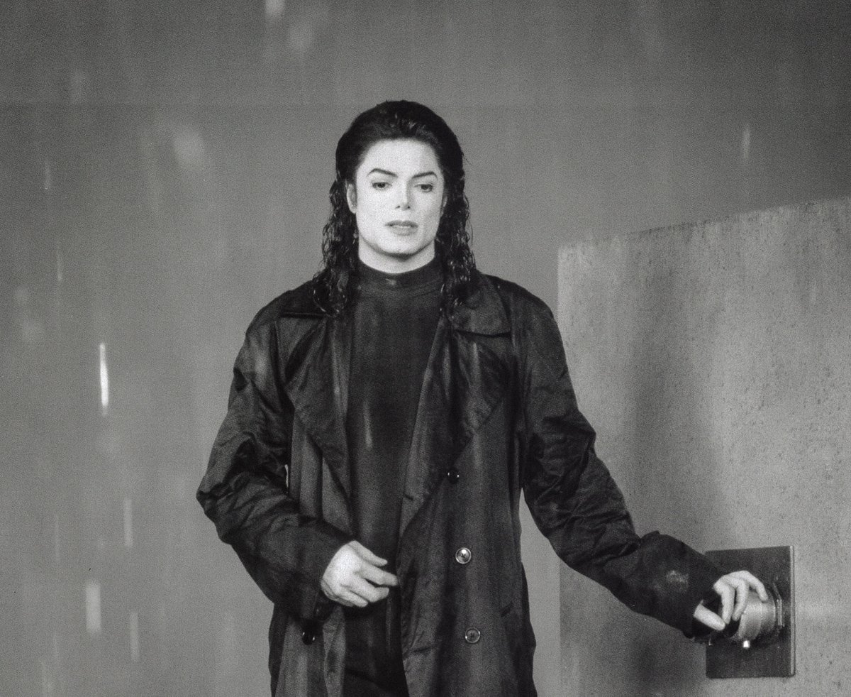 Michael jackson stranger. Michael Jackson stranger in Moscow. Michael Jackson 1996. Stranger in Moscow.