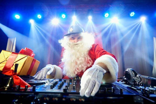 soundtech_nz's tweet photo. 🎅🏽  Wishing you a Merry Christmas! 🎄

#SoundTechniques #SoundDevices #MixPre #QuickTip #Sound #ProSound #Denecke #Sanken #Tram #Rycote #Lectrosonics #Nagra #locationsound #soundguy #RemoteAudio #Sennheiser #Ursa #HideaMic #Betso #Countryman #IFBlue https://t.co/2fR5tgnP9o