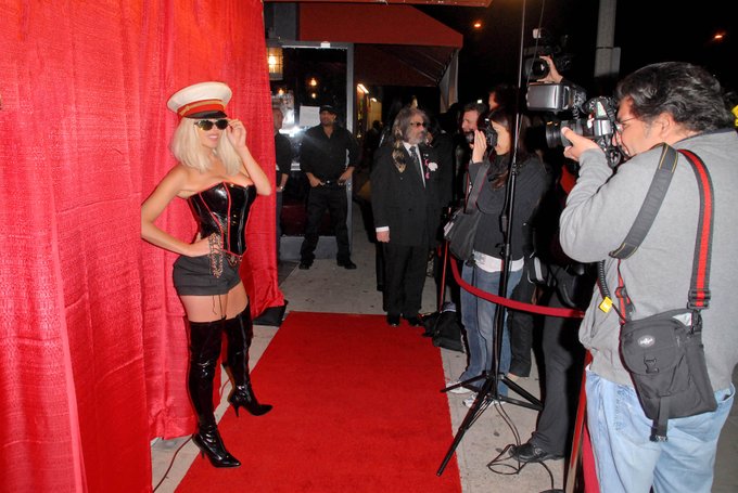 👠My crazy style on red carpet 👠#nadeeavolianova #ClubCulture  #Artist #fashion https://t.co/aZjHQ6fa<a href="/tag/nadeeavolianova"class="tags">#nadeeavolianova</a><a href="/tag/fashion"class="tags"><span>#fashion</span></a><a href="/tag/artist"class="tags"><span>#artist</span></a><a href="/tag/clubculture"class="tags"><span>#clubculture</span></a>