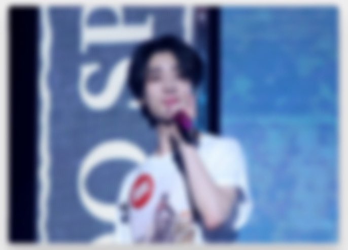 OAO_VICTON's tweet photo. 💛21.12.24💙
💜HAPPY SEUNGWOO DAY🍇

모든 사람이 행복한 날🎄태어나👶🍼
나의 가수가 되어 준🎤
승우 생일 기념 이벤트🎉

🔜RT) 2명 추첨
✔미니액자 + 우야 포카🎄
✔당첨) 앨리스 한정
➰추첨) 12/27(월)

#빅톤 #VICTON #한승우 #승우
#SEUNGWOO 
#승우와_우리의_모사행날
#EVEBOY_WOOYA_DAY https://t.co/dgoYlUnXzs