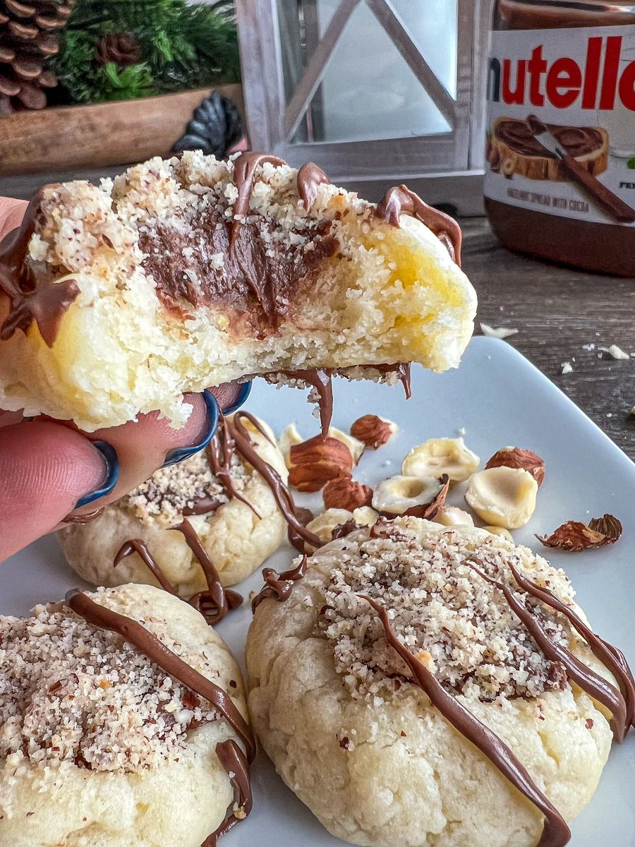 inaeatsin's tweet photo. Nutella Cheesecake Thumbprint cookies 

https://t.co/Y2hgf9zR2N https://t.co/H85HVLZfME