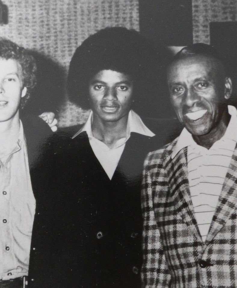 MJCloseUp's tweet photo. #MichaelJackson https://t.co/syvD1dDM29