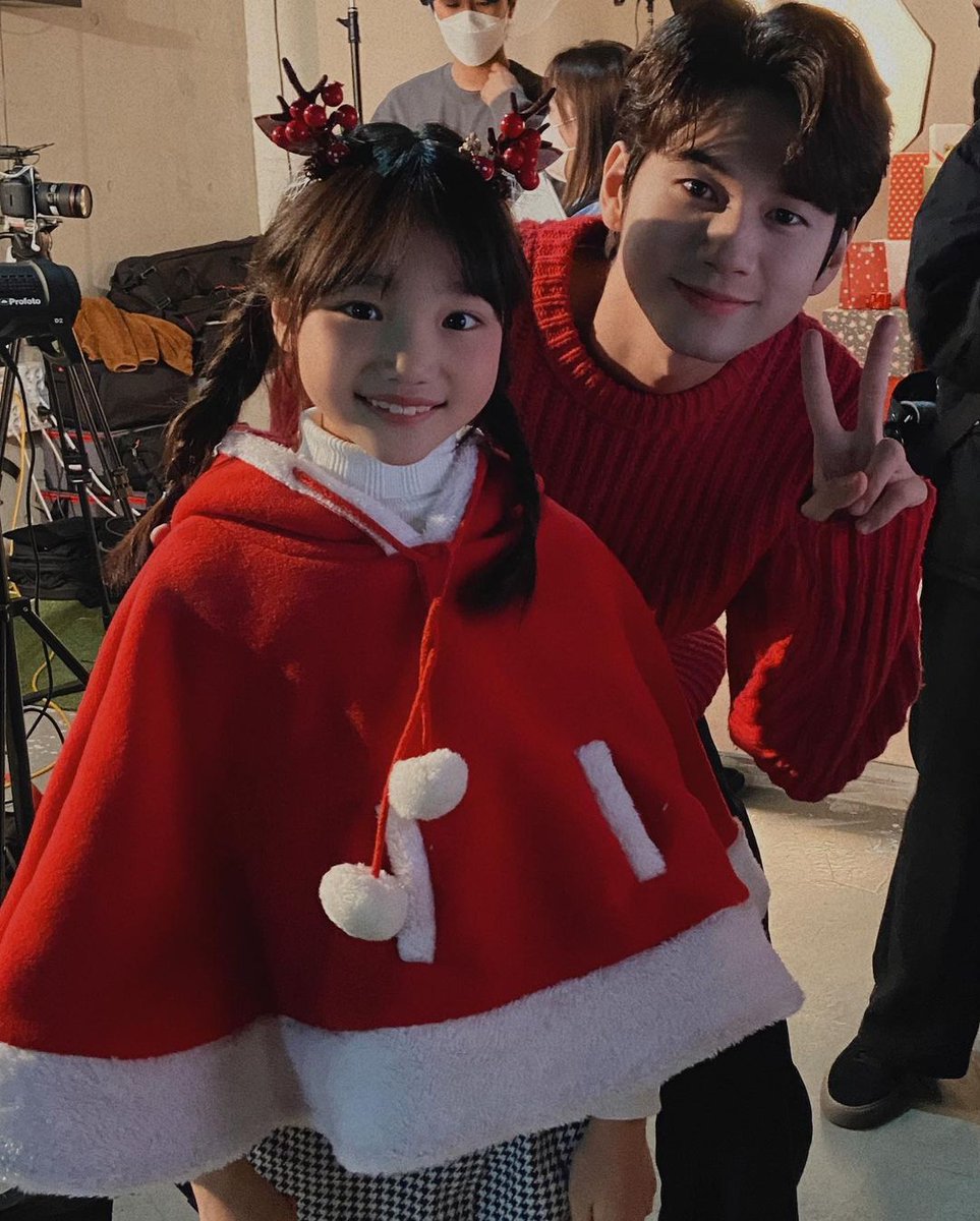 옹서남북 :˙ tweet media