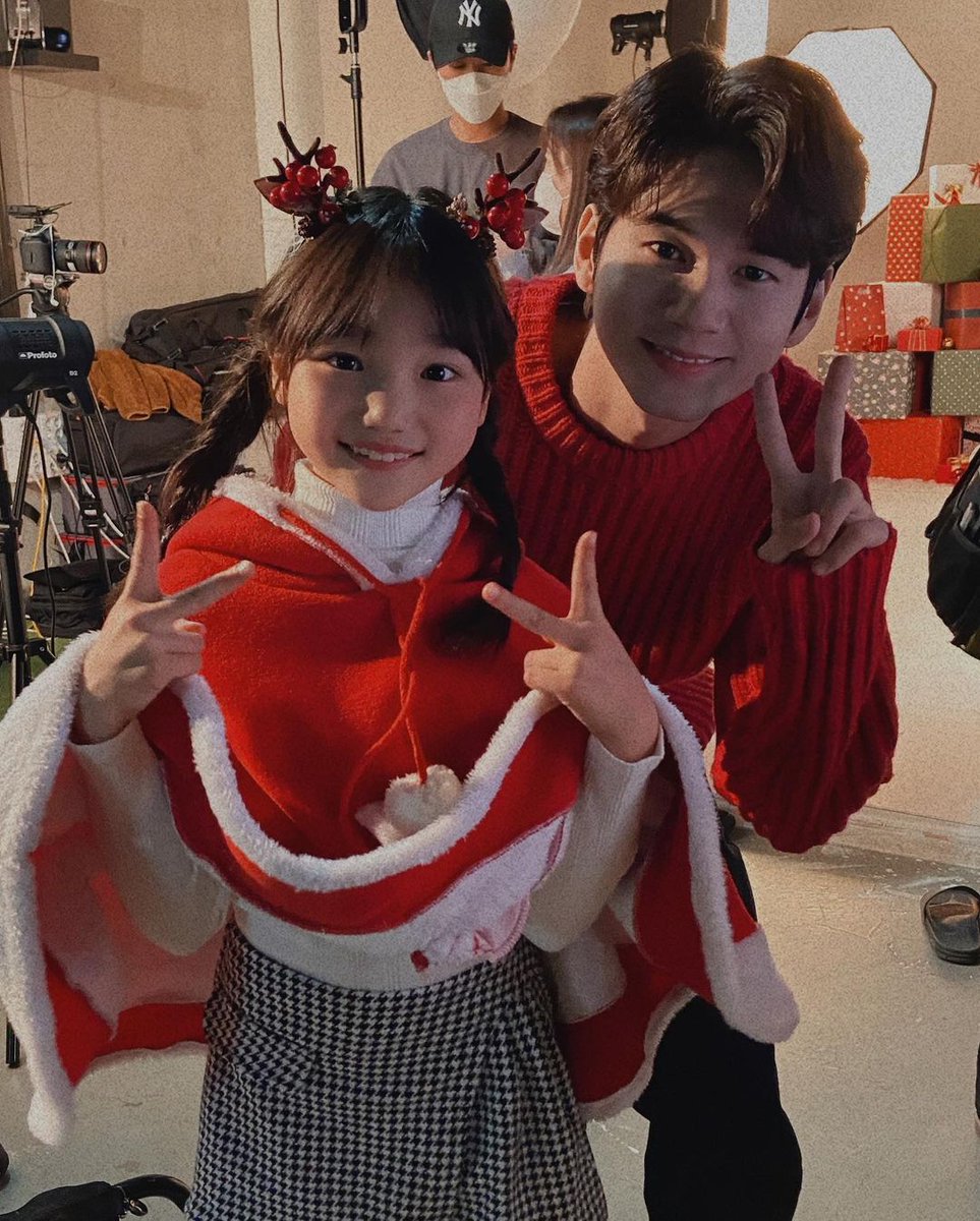 옹서남북 :˙ tweet media