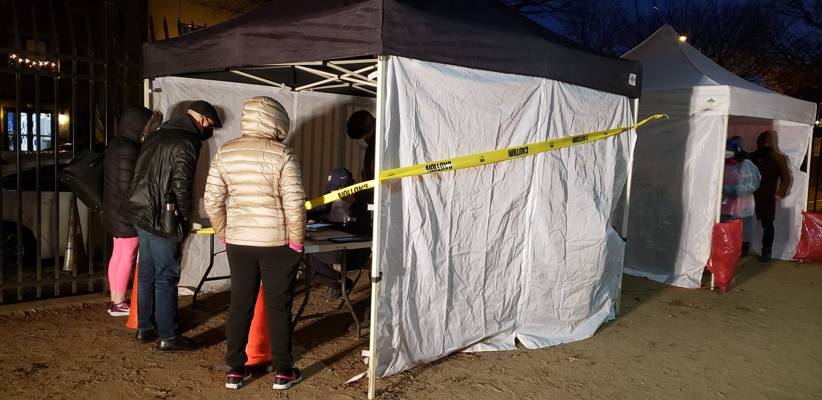 DoualyX's tweet image. In Northeast #DC, at Fire Station  #Engine10, lines are around the block for #COVID19 testing. No appts required, but registration necessary here: coronavirus.dc.gov/node
 Xtra bless these DC workers!!!