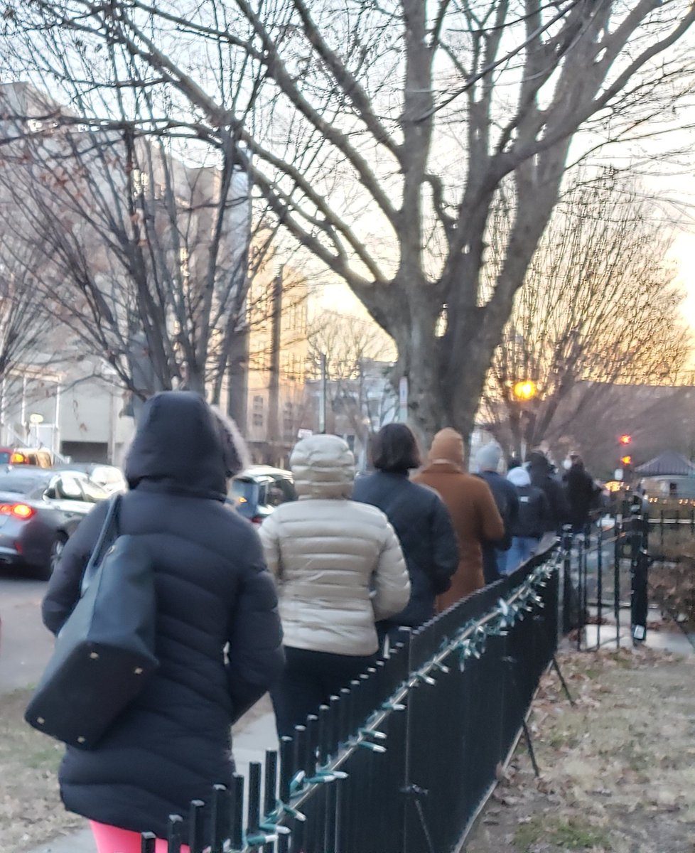 DoualyX's tweet image. In Northeast #DC, at Fire Station  #Engine10, lines are around the block for #COVID19 testing. No appts required, but registration necessary here: coronavirus.dc.gov/node
 Xtra bless these DC workers!!!