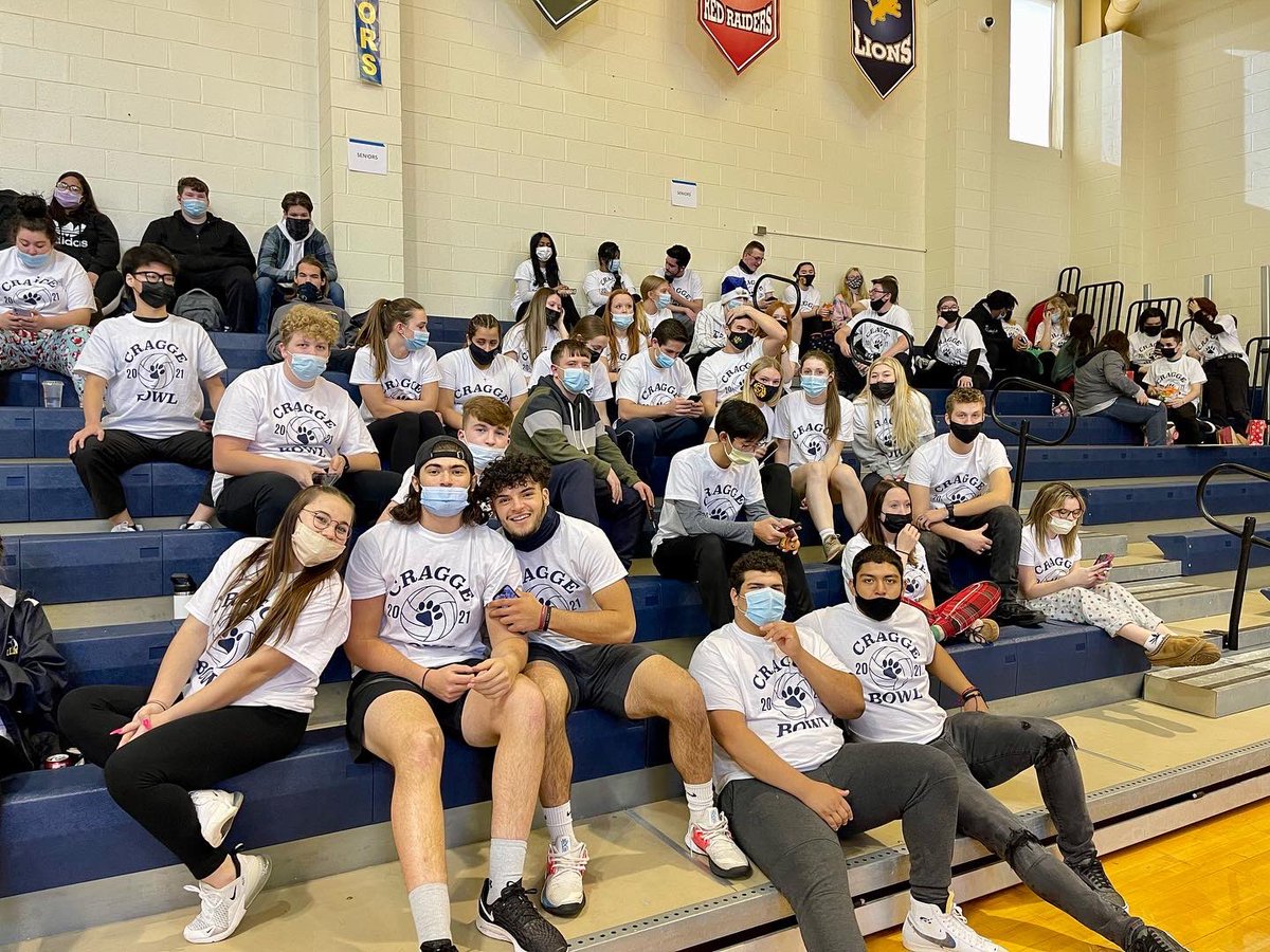 GloucesterGHS's tweet image. 🏐Cragge Bowl 2021! 
    
Teachers win again! It was so great to see our student body together again before the end of 2021! #LionHearted #bringonthenewyear