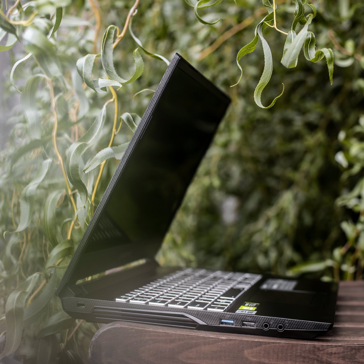 AorusOfficial's tweet photo. Naturally perfect✨  GIGABYTE G5 Laptop eases the efforts with 144Hz refresh rate!

🛒Shop Now👉 https://t.co/PYUuuzJmX3

#GIGABYTE #PerformanceAboveAll #intel11thgen https://t.co/SHfpEVAnsO