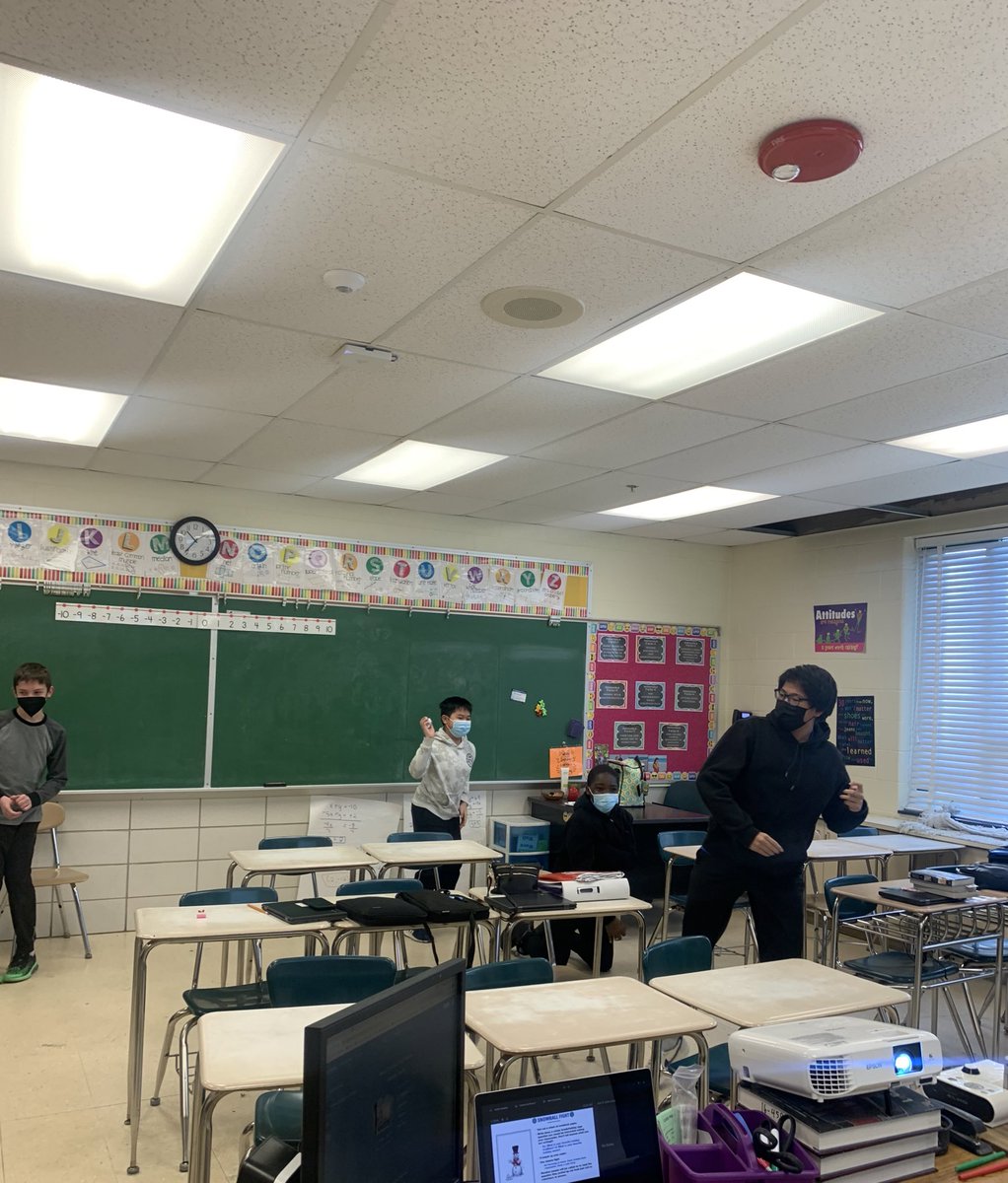 Kelly Ena tweet media