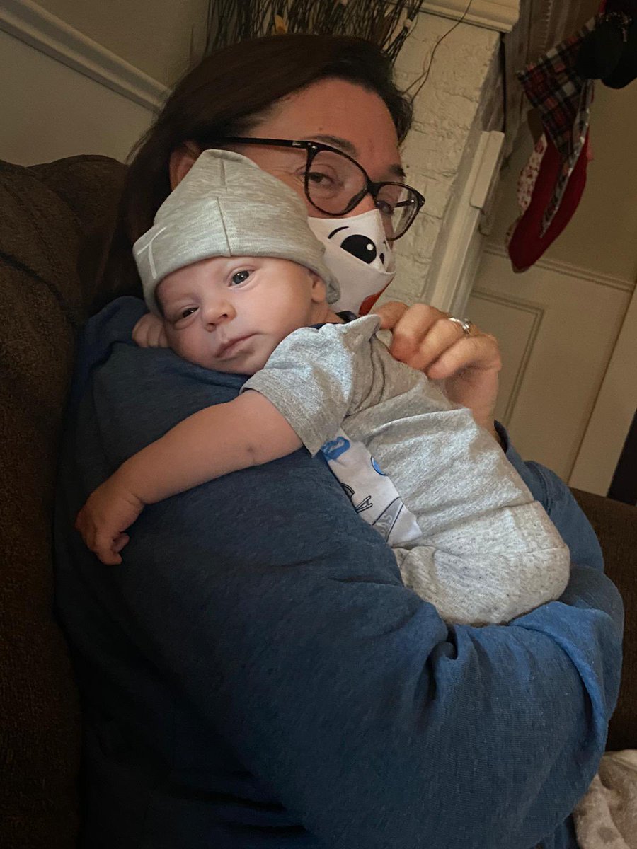 ClaireBruning's tweet photo. I’m an auntie now 😭 look at my little chicken wing https://t.co/4vgCEnn6fk