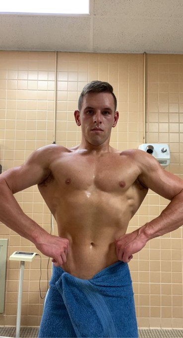 Going to see the new MatriX tonight 😎💪🏼 https://t.co/obSHMTYE6N<a href="/tag/shampoochallenge"class="tags"><span>#shampoochallenge</span></a>