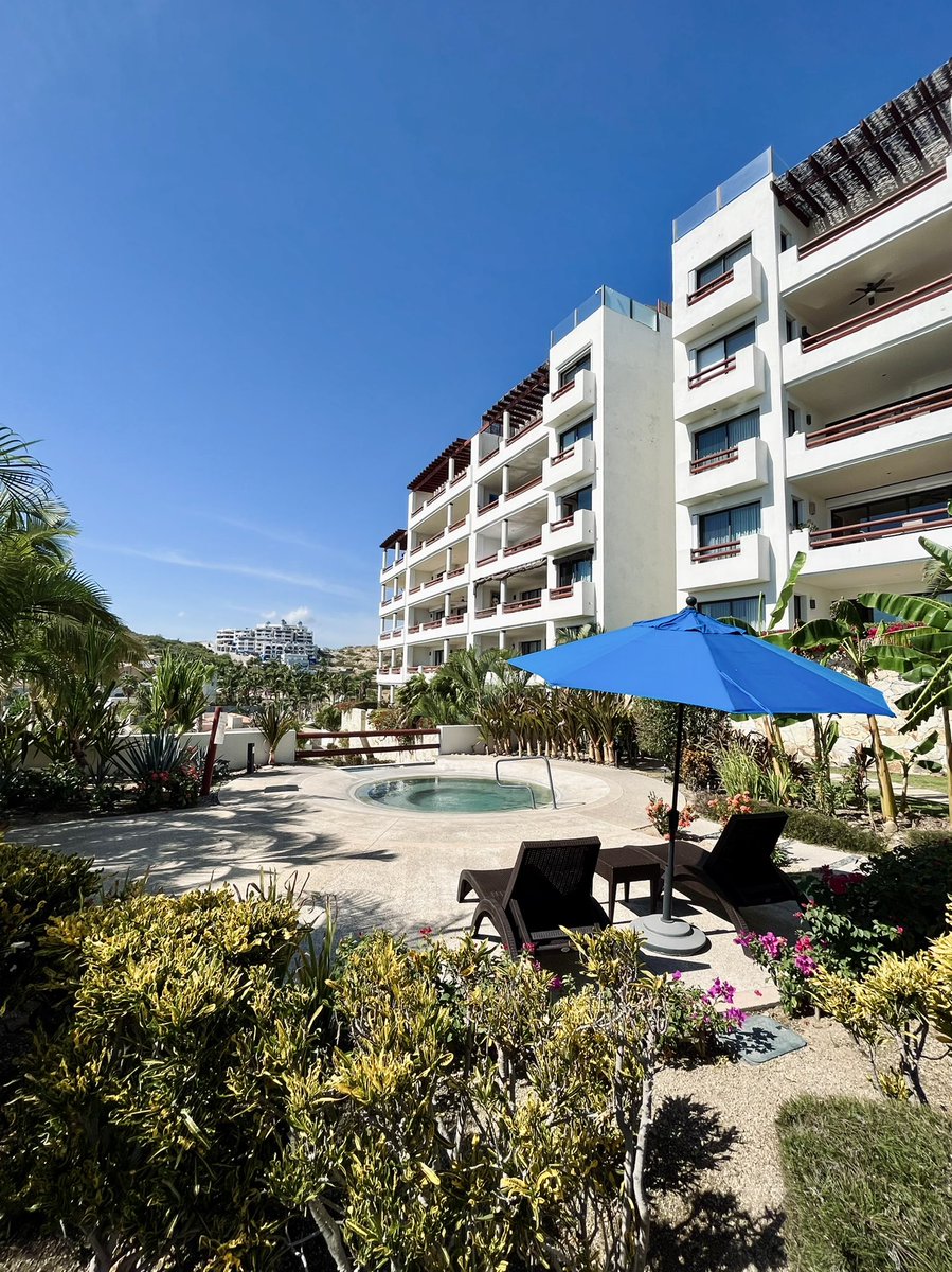 Luxury amid nature. 🌾