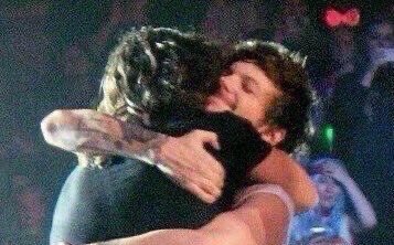 Happy Birthday Louis Tomlinson!
