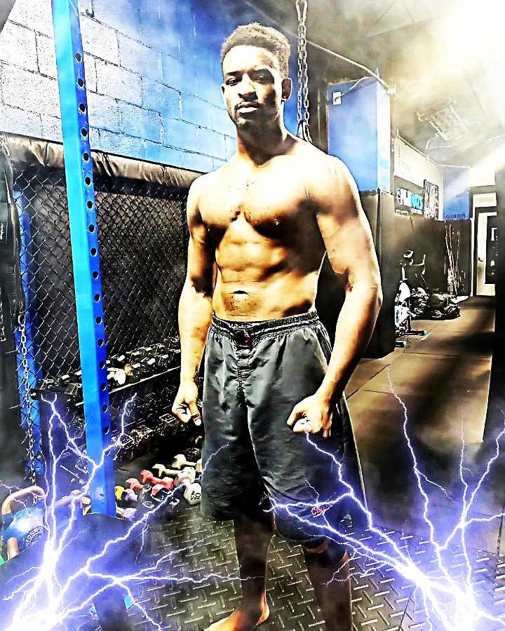 TrestonVines's tweet photo. PROGRESSION UPDATE: Its finally 6 months and it comeback season 
.
.
.
@kagefitacademy #mma #muaythai #kickboxing #boxing #bjj #wrestling #martialarts #venum #nike #evlsports #metrx #optimumnutrition #1stphorm #bodybuilding #fit #hardwork #aclrecovered #backtowork  #kinglifestyle https://t.co/QzqQVd2UnG