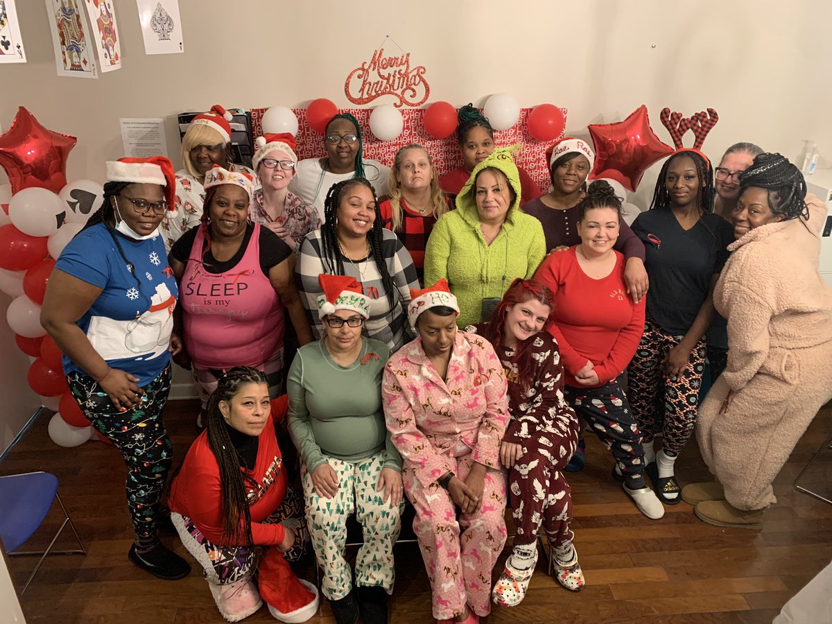 CRI_IncCT's tweet photo. Is that SANTA?!….🤶🏽 Holiday joy at our Lucy Baney Reunification center! 

Tonight ladies enjoyed food, holiday activities and Santa at their Christmas Pj party! As we continue to spread holiday joy, we hope everyone has a safe and happy holiday season!❤️ https://t.co/8HegnftYb8